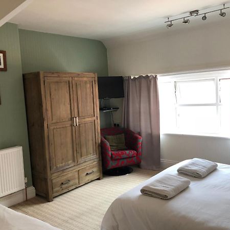 Corra Lynn Bed and Breakfast Γουίτμπι Εξωτερικό φωτογραφία