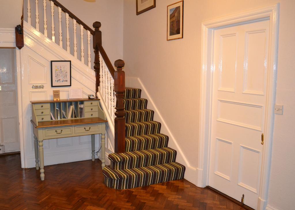Corra Lynn Bed and Breakfast Γουίτμπι Εξωτερικό φωτογραφία