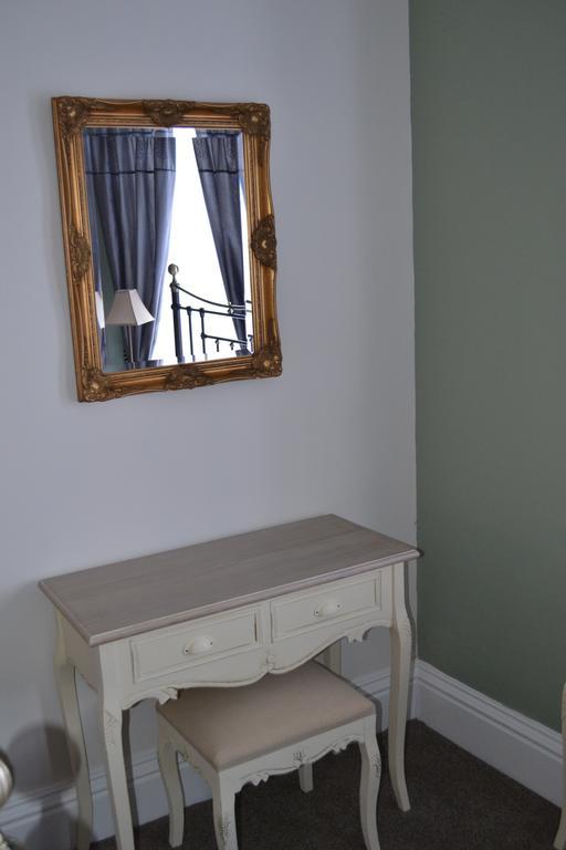 Corra Lynn Bed and Breakfast Γουίτμπι Εξωτερικό φωτογραφία