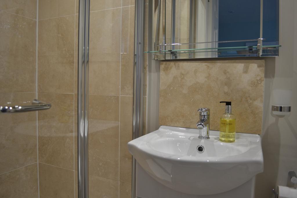 Corra Lynn Bed and Breakfast Γουίτμπι Εξωτερικό φωτογραφία