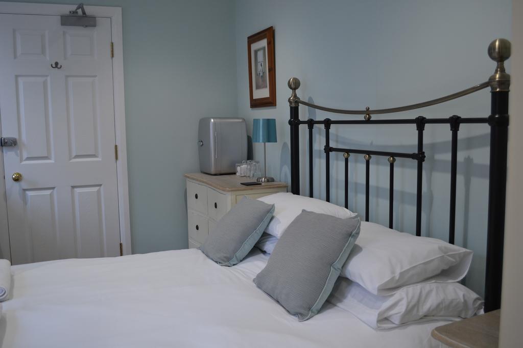 Corra Lynn Bed and Breakfast Γουίτμπι Εξωτερικό φωτογραφία
