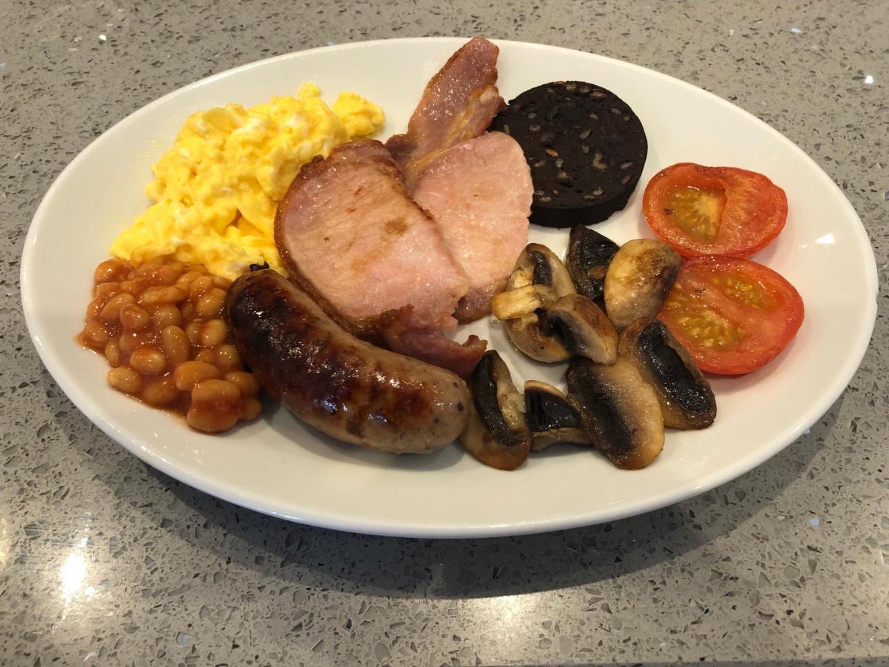 Corra Lynn Bed and Breakfast Γουίτμπι Εξωτερικό φωτογραφία