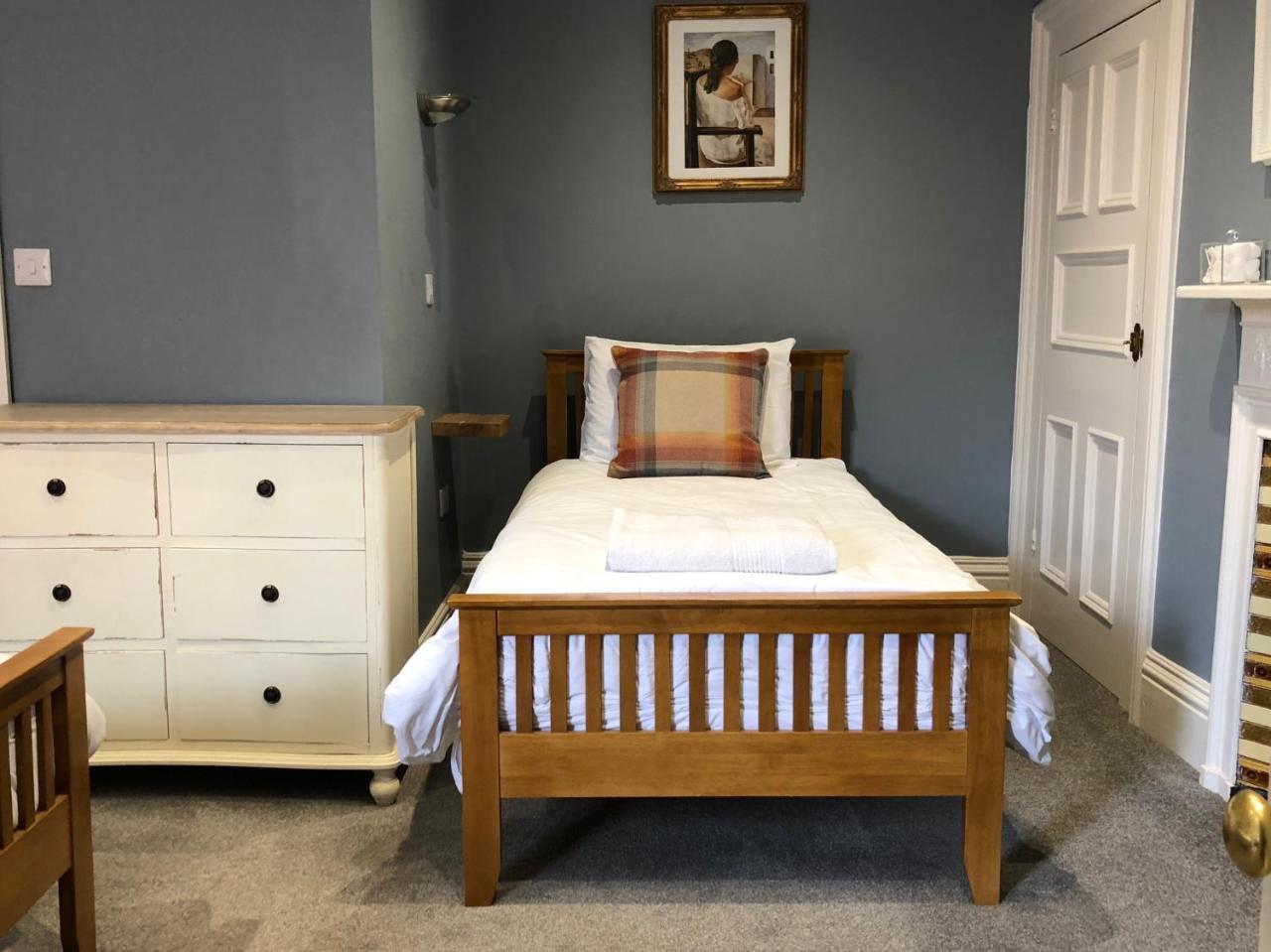 Corra Lynn Bed and Breakfast Γουίτμπι Εξωτερικό φωτογραφία